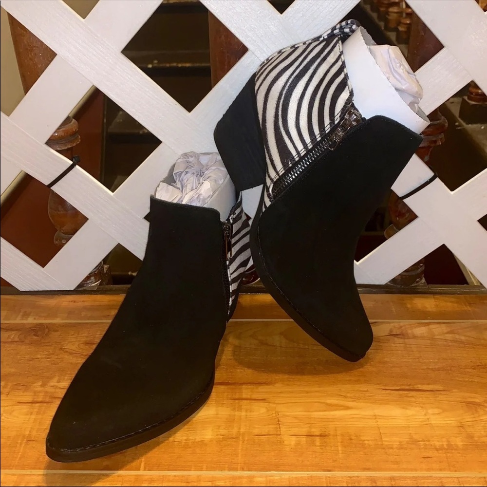 Very Volatile Booties - Picture 3 of 6